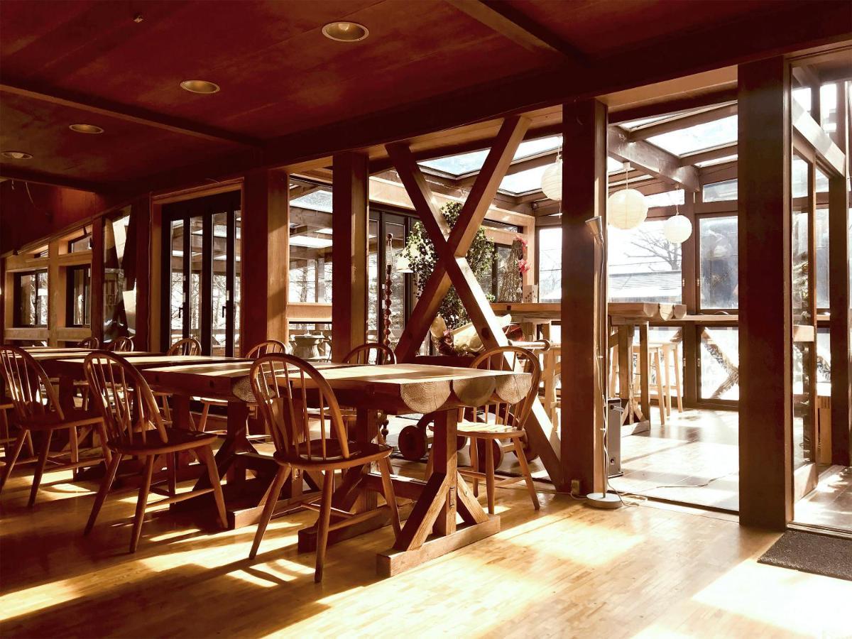 Alp Lodge Hakuba Buitenkant foto
